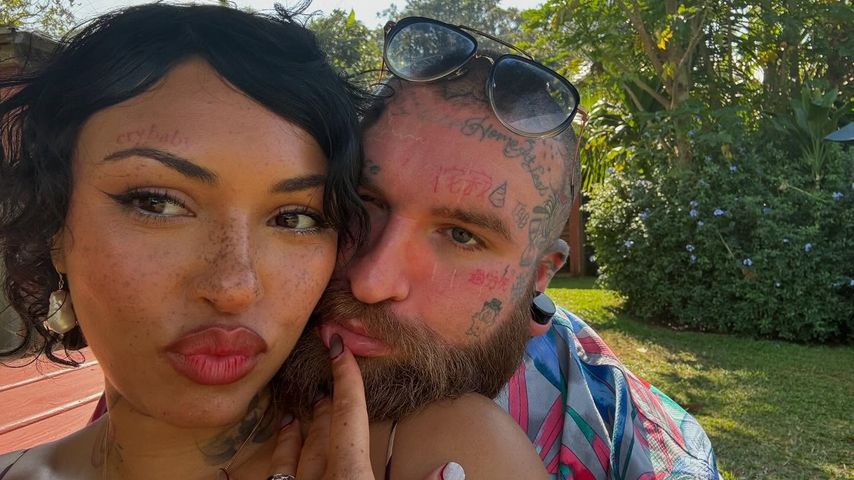 Teddy Swims und seine Freundin Raiche Wright