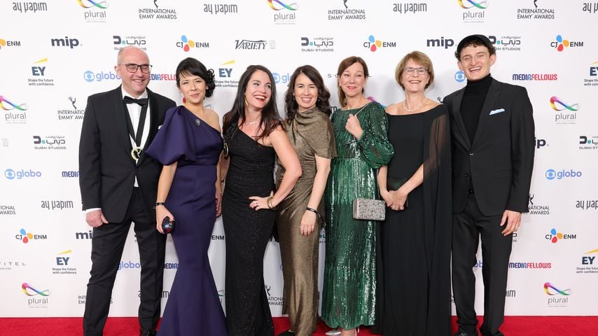 Ralf Kukula und Anke Lindemann bei den 53rd International Emmy Awards im New York Hilton Midtown