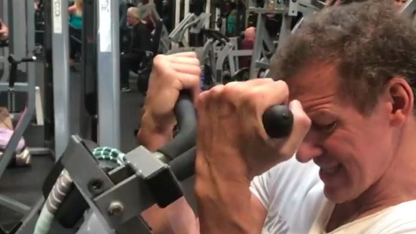 Ralf Möller im Juni 2021 im Fitnessstudio
