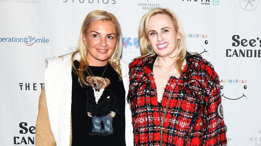Rebel Wilson und Ramona sind verlobt: Die Stars gratulieren!