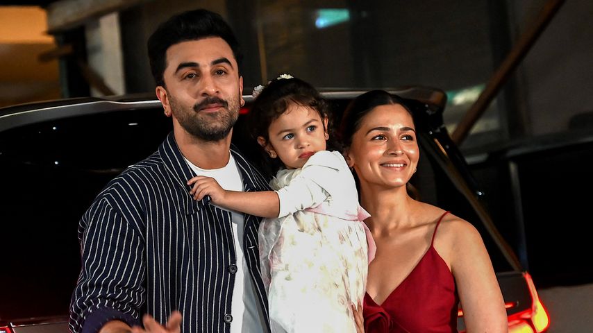 Ranbir Kapoor, Raha Kapoor und Alia Bhatt, Dezember 2024