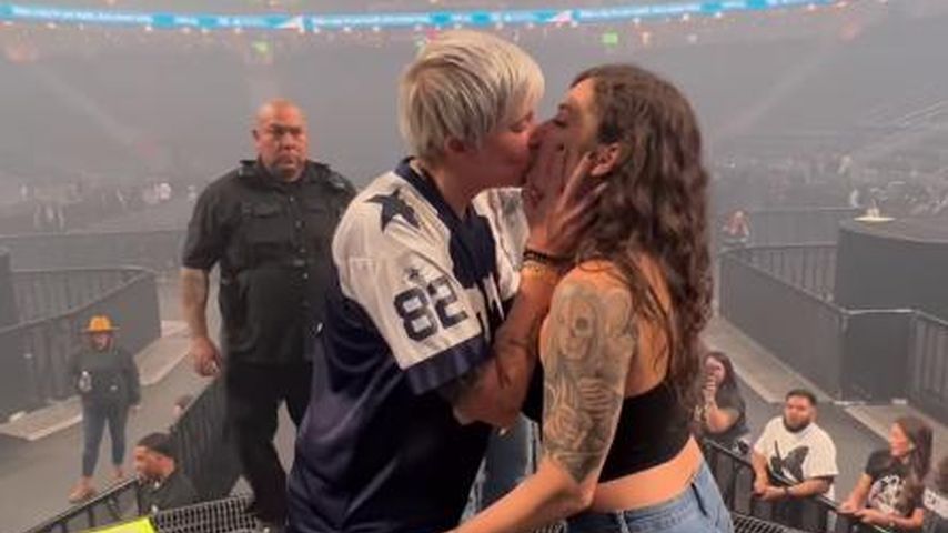 Randee Metayer und Jana Schuster, nachdem Post Malone sie getraut hat