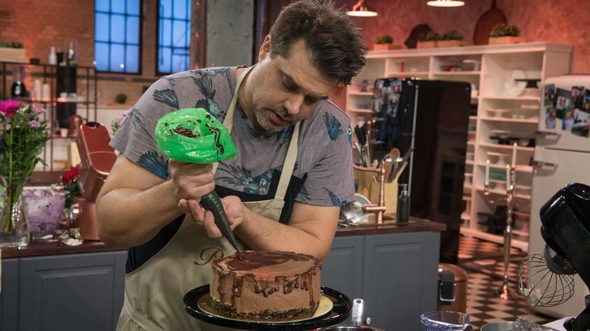 Raphaël bei "Das große Promibacken" 2020