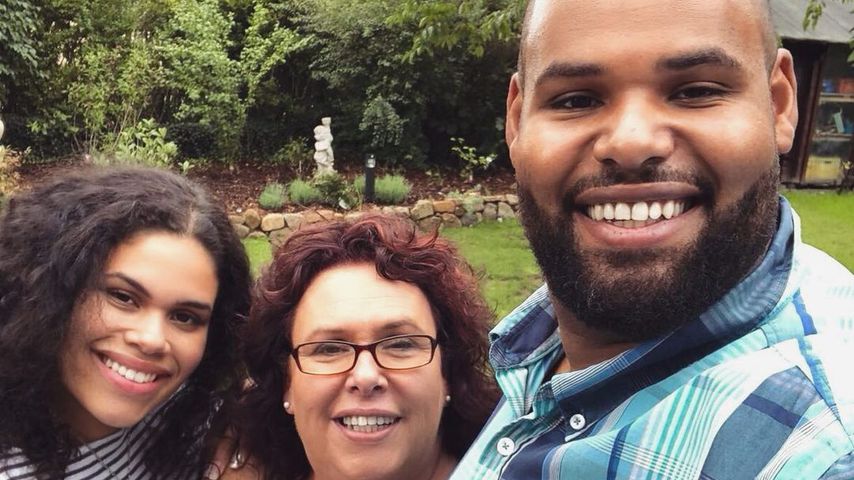 Raphael Williams mit seiner Mutter Manuela und seiner Schwester
