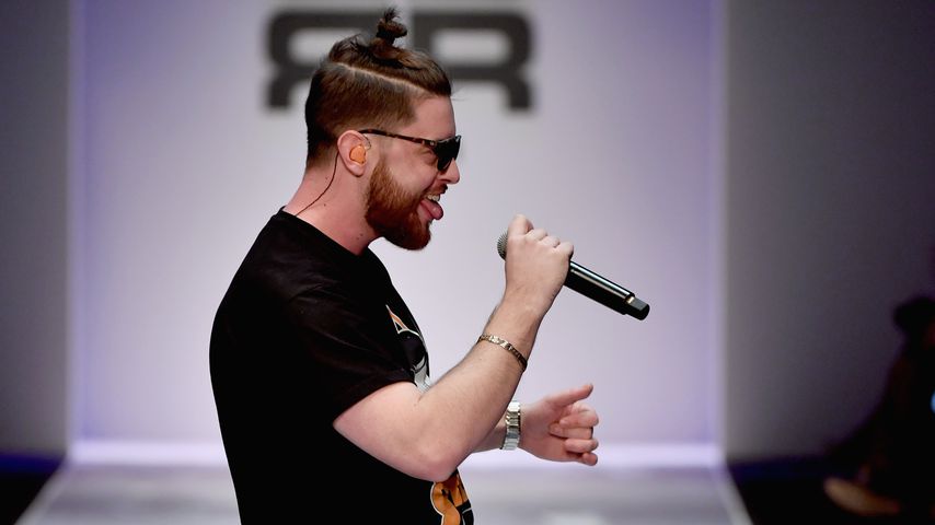 Rapper Bausa bei der Riani Fashion Show in Berlin, Januar 2018
