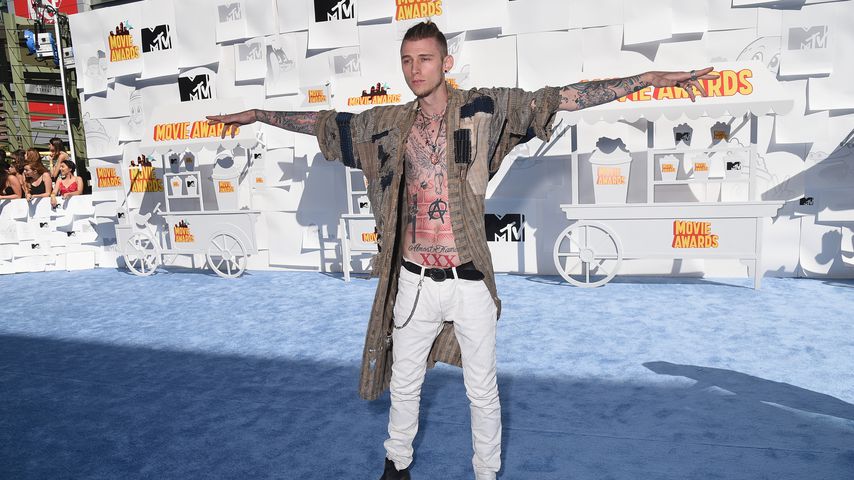 Rapper Machine Gun Kelly, 2015