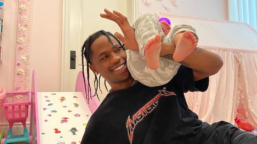 Rapper Travis Scott mit seiner Tochter Stormi Webster