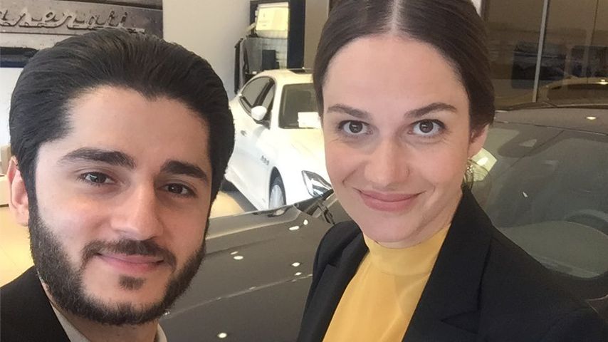 Rauand Taleb und Stella Denis-Winkler am Set von "4 Blocks"