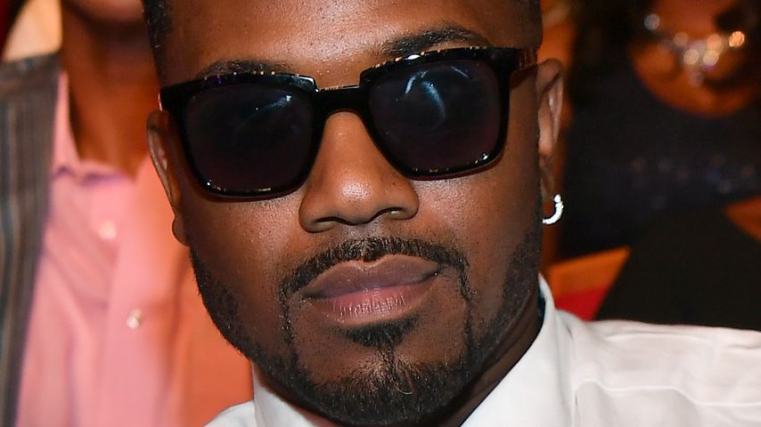 Ray J, Sänger