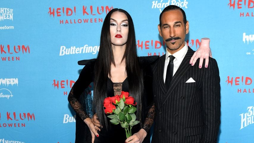 Rebecca Mir und Massimo Sinató bei Heidi Klums Halloween-Party 2025 in New York