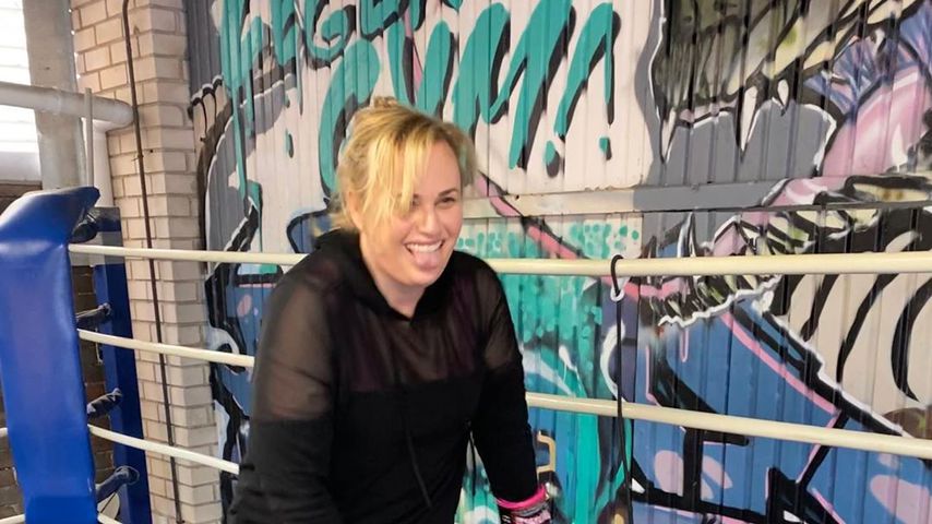 Rebel Wilson beim Boxen
