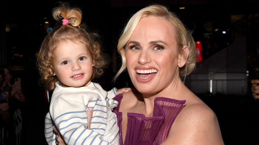 Rebel Wilson und ihre Tochter beim Internationalen Film Festival in Toronto, 2024