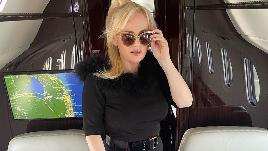 Wow-Fotos: Rebel Wilson zeigt sich superschlank im Privatjet