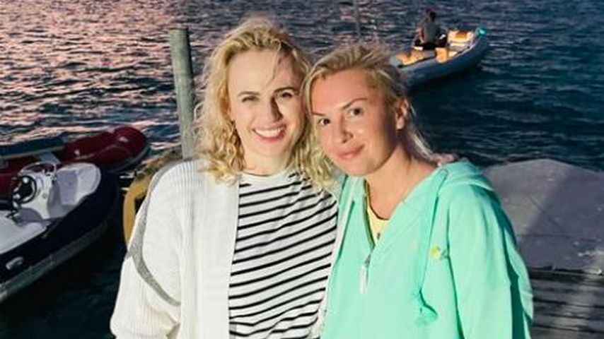 Rebel Wilson spricht über Hochzeitspläne mit Ramona Agruma