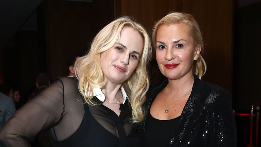 Rebel Wilson mit ihrer Verlobten Ramona Agruma im September 2024