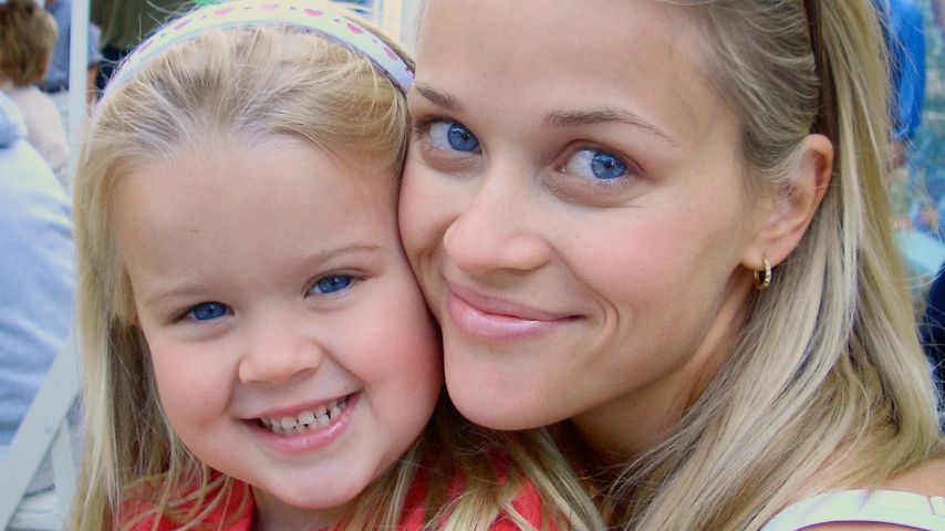 Reese Witherspoon (r.) und ihre Tochter Ava Phillippe in jungen Jahren