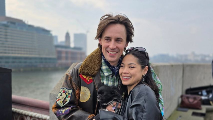 Broadway-Stars Reeve Carney und Eva Noblezada sind verlobt