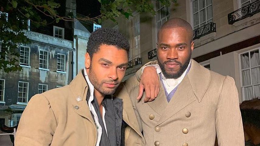 "Bridgerton"-Stars teilen coole Behind-the-Scenes-Fotos!