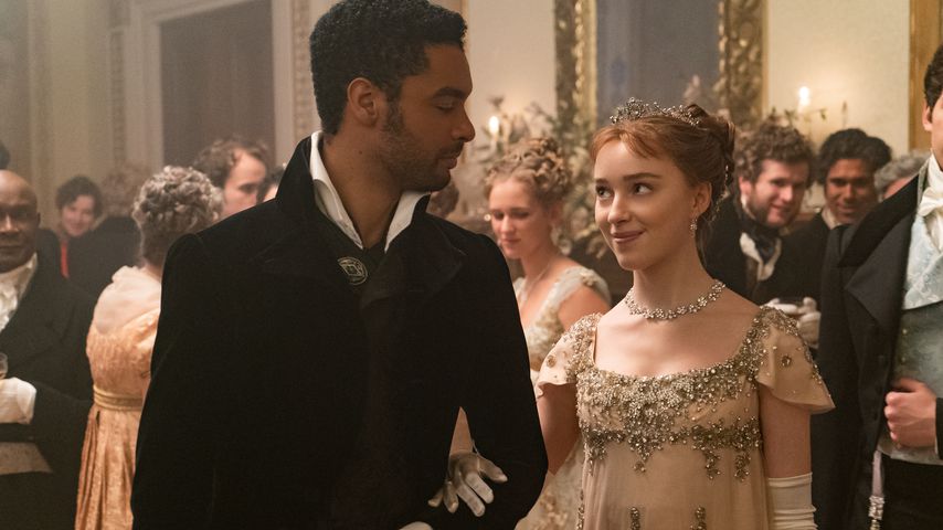Regé-Jean Page und Phoebe Dynevor in der Serie "Bridgerton"