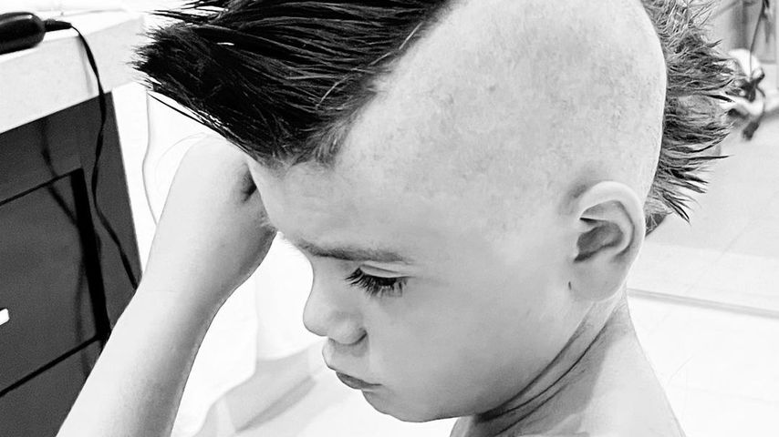 Zu früh? Kourtney Kardashians Sohn Reign (7) trägt einen Iro