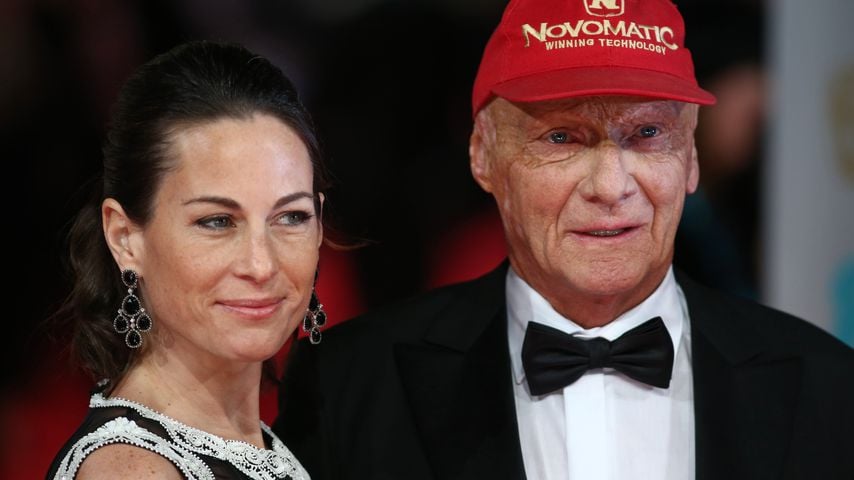 Rennfahrer Niki Lauda (rechts) und seine Frau Birgit