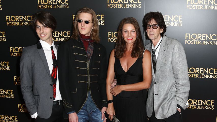 Ric Ocasek und Paulina Porizkova mit ihren Söhnen Jonathan und Oliver