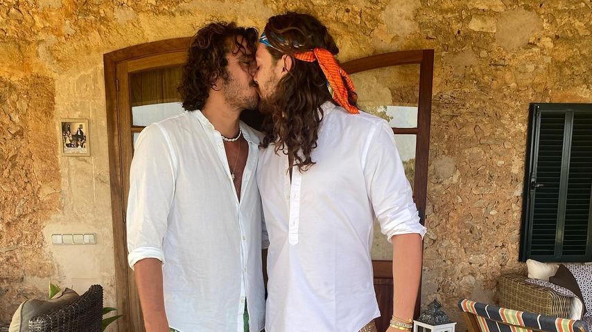 Riccardo Simonetti und sein Freund im August 2021 auf Mallorca