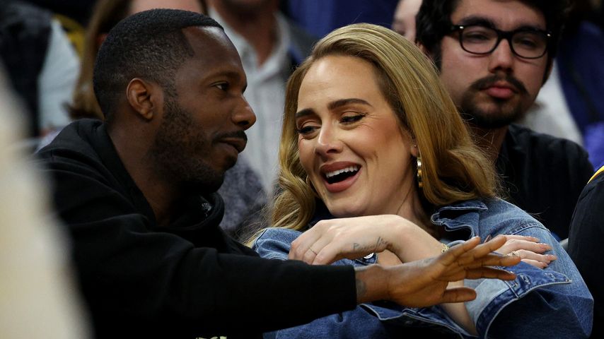 "Mein Ehemann ist hier": Hat Adele Rich Paul geheiratet?