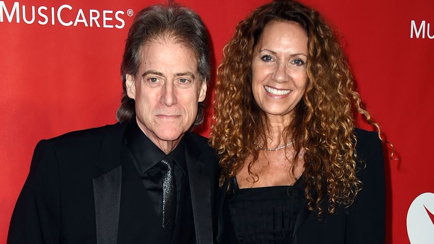 Richard Lewis und seine Frau im Februar 2015 in Los Angeles