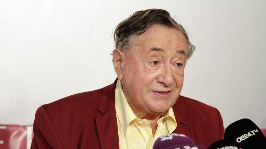 Richard Lugner auf einer Pressekonferenz