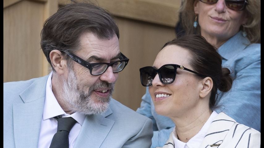 Richard Osman und seine Frau Ingrid am zweiten Tag der Wimbledon Championships, 2026