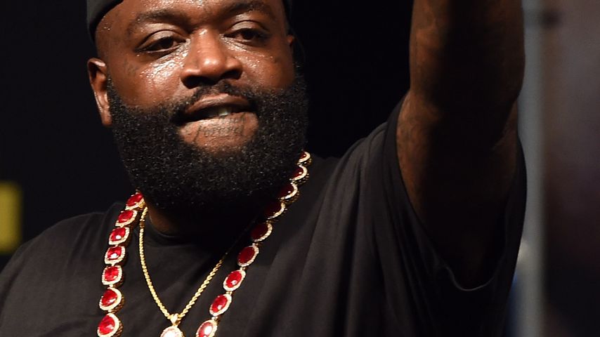 Sprechendes Kinn: Rick Ross ist "Rich Forever"