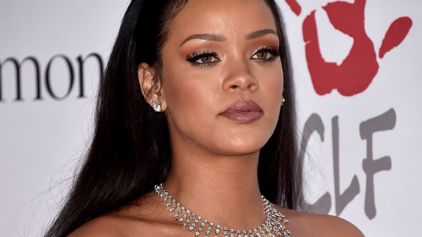 Bieder in Flieder: Rihanna & Co. total prüde bei den BRITs