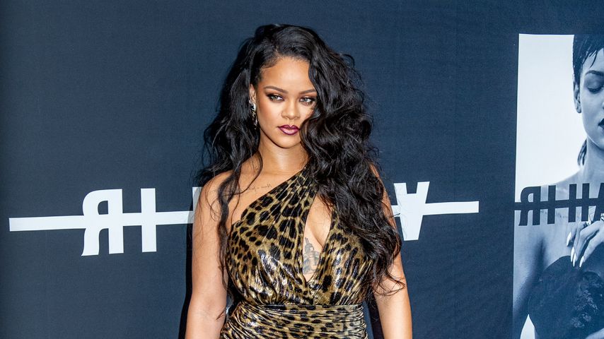 Sexy Leo-Look: So heiß feiert Rihanna ihren Buch-Launch!