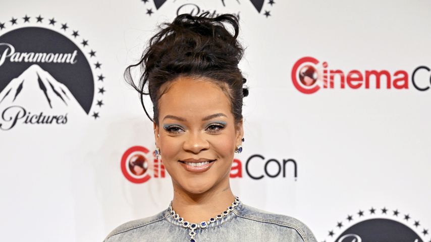 Coole Typveränderung: Sängerin Rihanna hat blonde Haare