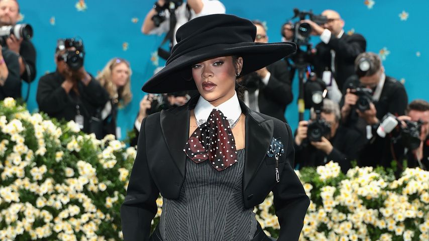 So stylish präsentiert Rihanna ihren wachsenden Babybauch