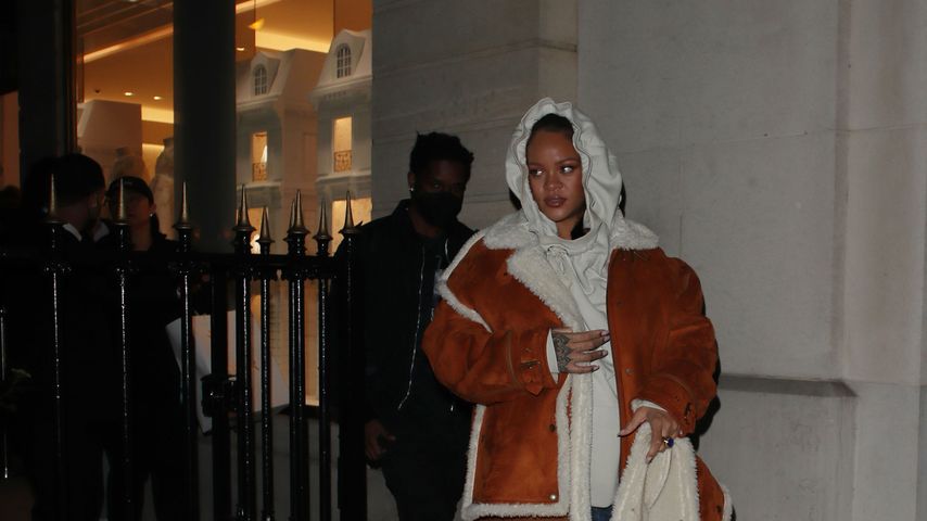 Im Luxus-Store: Rihanna und A$AP Rocky shoppen Babymode