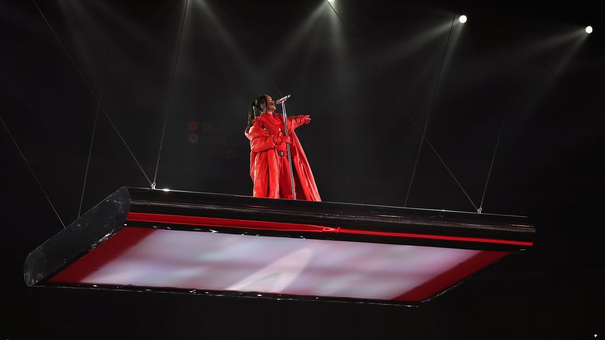 Rihanna während ihrer Halftime Show für den Super Bowl 2023
