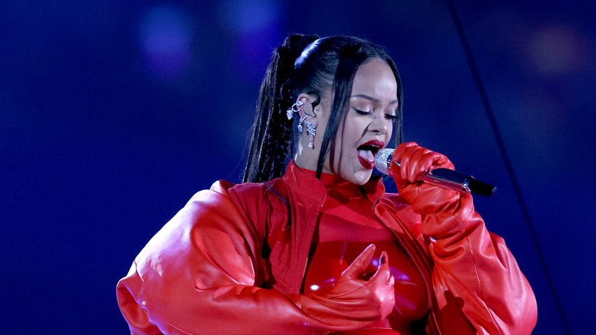 Rihanna, Sängerin