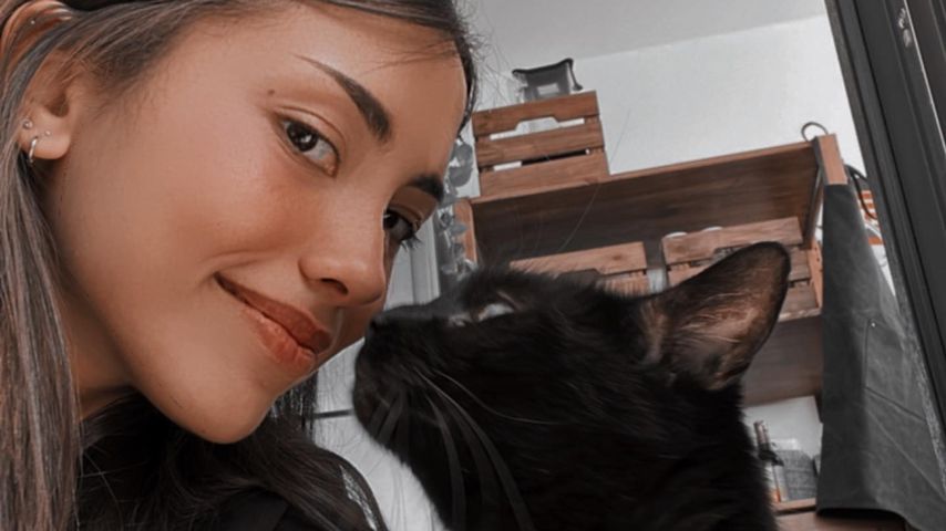 Rachel mit ihrem Kater