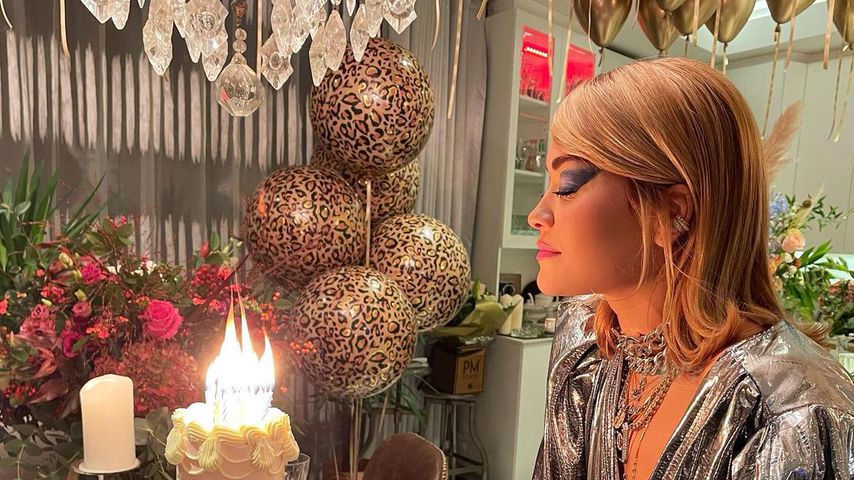 Rita Ora: So glamourös feiert sie 30. Geburtstag – zu Hause
