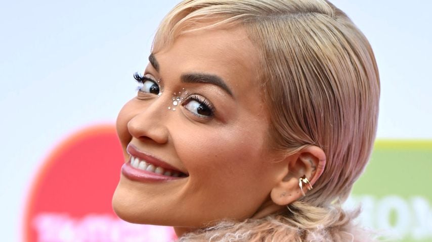 Rita Ora kann sich an 50. ihres Mannes kaum noch erinnern