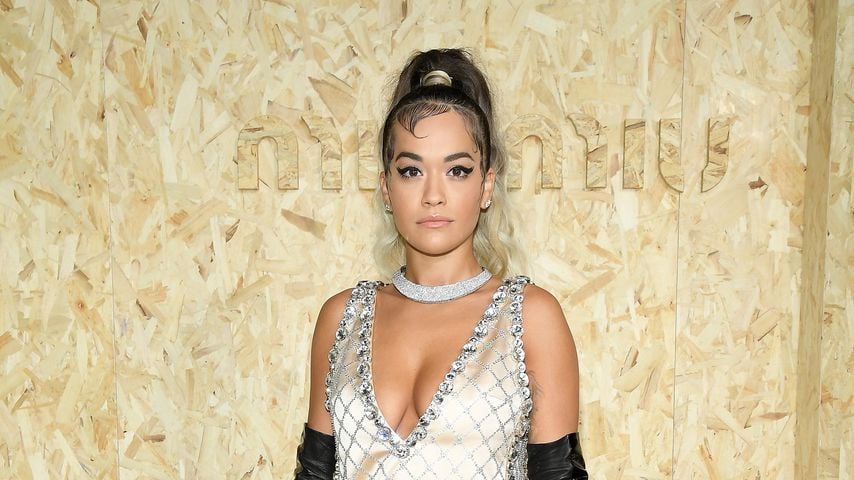 Rita Ora bei der Paris Fashion Week im Oktober 2019