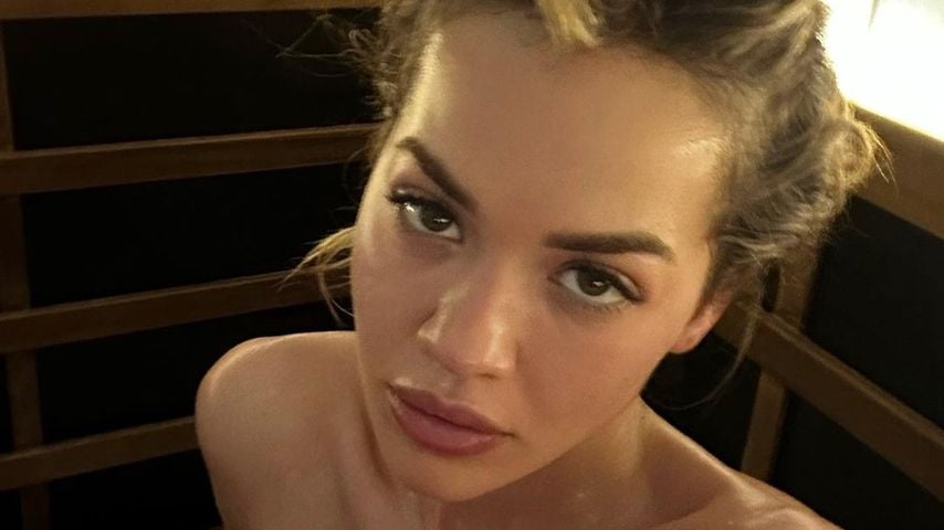 Hottes Selfie: Rita Ora zeigt sich oben ohne in der Sauna!