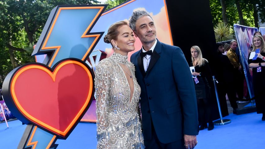 Rita Ora und Taika Waititi bei dem UK-Screening von "Thor: Love and Thunder"