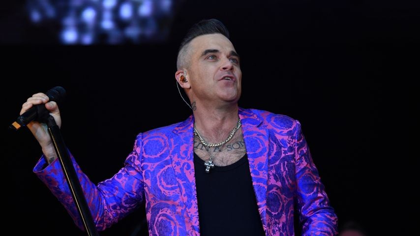 Robbie Williams in Manchester 2019