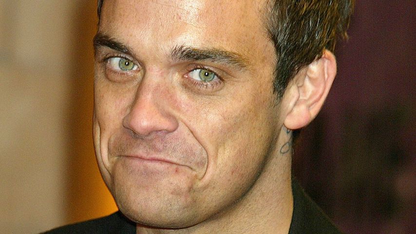 Robbie Williams, November 2004
