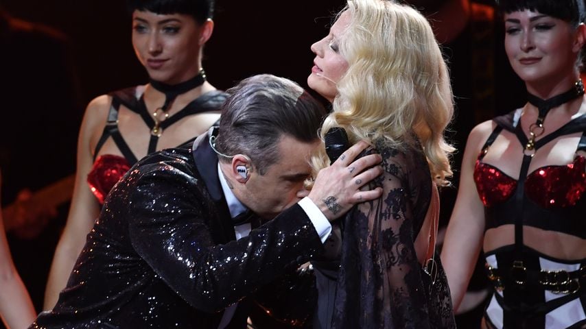 Robbie Williams und Barbara Schöneberger bei der Bambi-Verleihung 2016