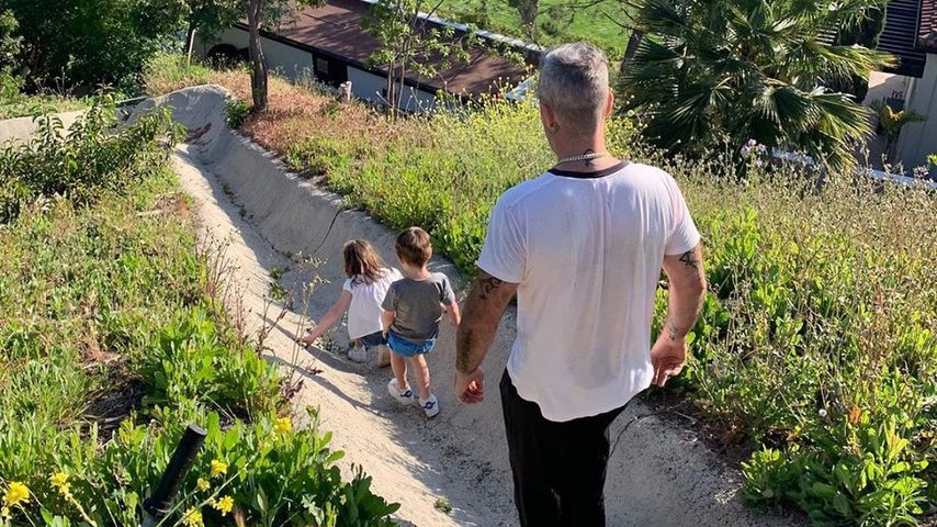 Robbie Williams mit seinen Kindern, 2019