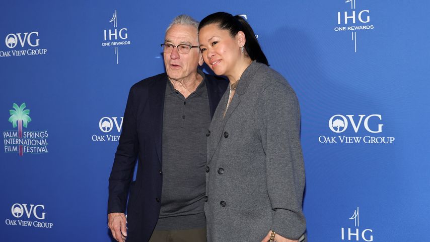 Robert De Niro und Tiffany Chen im Januar 2024 in Palm Springs